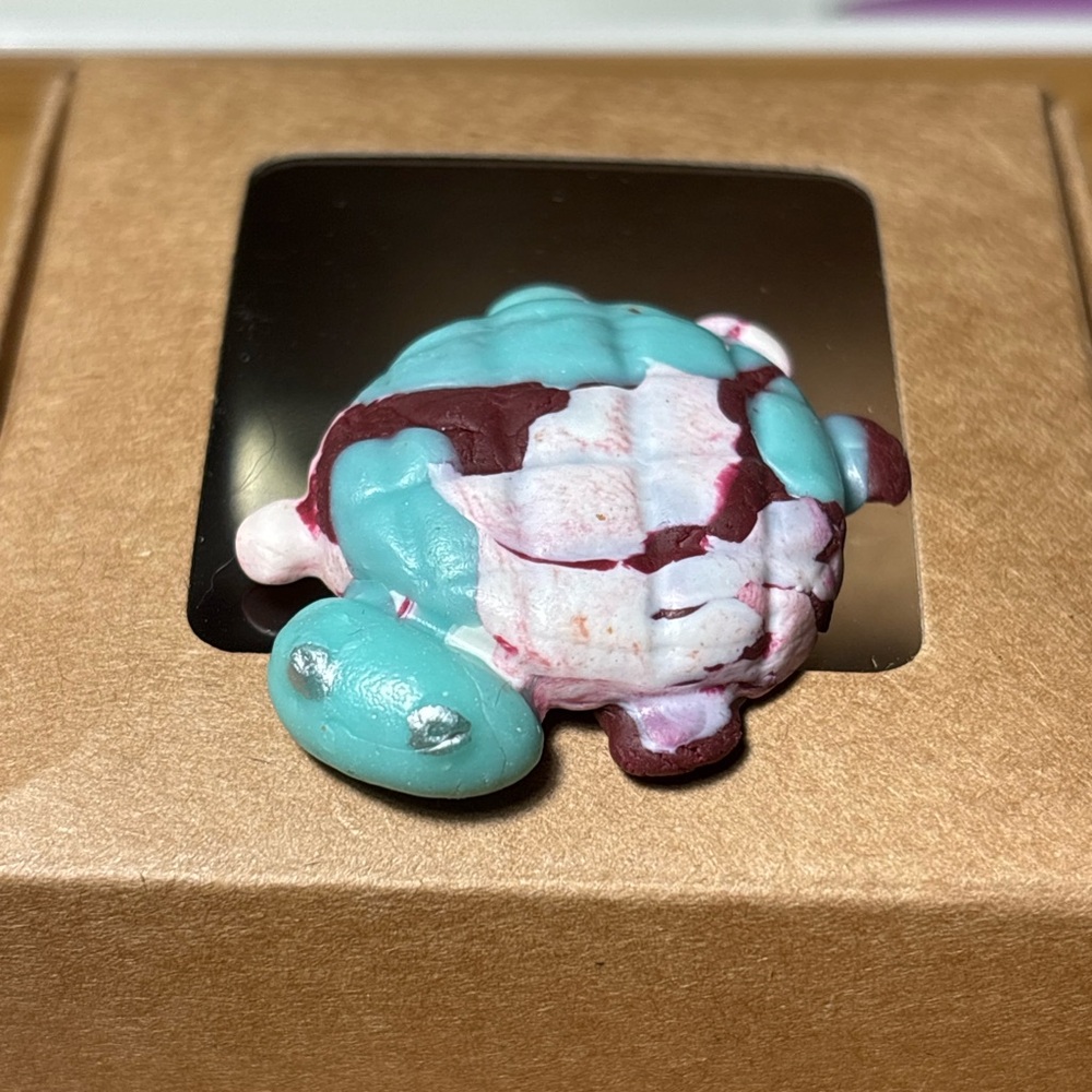 Zenly The Tiny Support Turtle - Peace